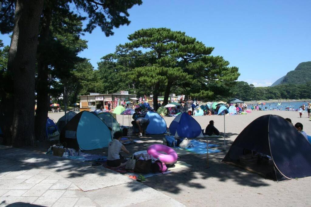 御浜岬の至福を一身に味わう 一軒家貸切宿で贅沢なバーベキューを楽しみながら夕陽に染まる戸田湾の美しさを満喫 沼津市 エクステリア 写真